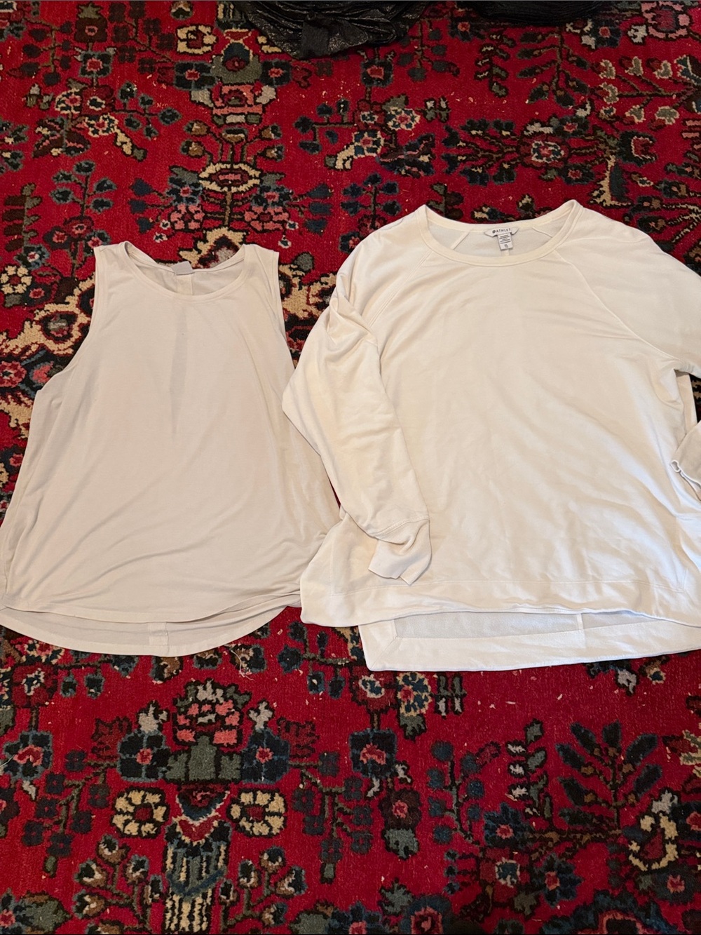 Athletes duo size xl. Cream White Tank & Long Sleeve sweater
